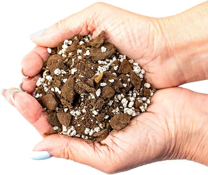Gardenera Soil for Indoor Herb Planters - Blended Soil for Growing Kitchen Herbs - 5 Quart Bag