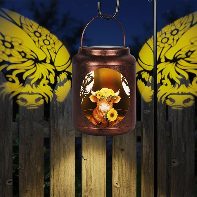Solar Lanterns Outdoor Waterproof Metal Highland Cow Patterns with Resin Highland Cow Inside Garden Decor Gifts for Women Mom Grandma Hanging Solar Lights Decoration Outside for Yard, Patio, Backyard