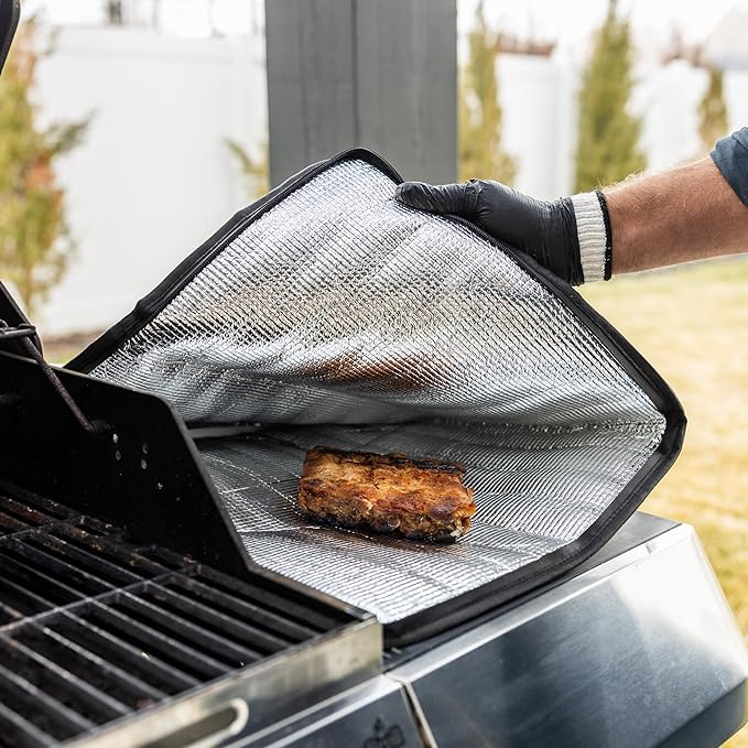 BBQ Blanket for Resting Meat - 21" Multi-Layer Insulated Barbeque Rest Bag with 25 Sheets of Food-Grade Butcher Paper - Leakproof Stitchless Barbecue Wrap for Brisket, Pulled Pork, Turkey, Chicken