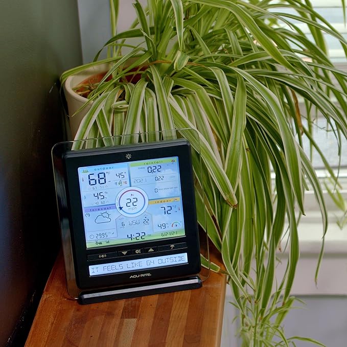AcuRite Iris (5-in-1) Wireless Indoor/Outdoor Weather Station with Color Display for Hyperlocal Weather Conditions (01536MCBA1)