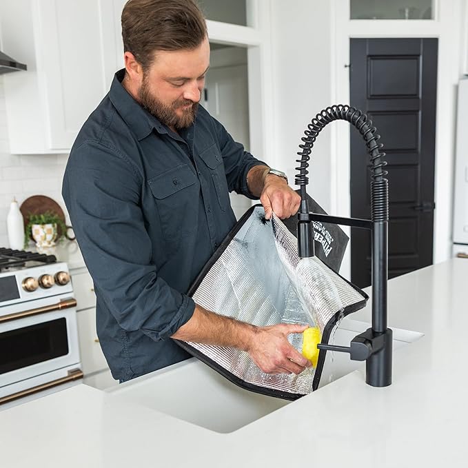 BBQ Blanket for Resting Meat - 21" Multi-Layer Insulated Barbeque Rest Bag with 25 Sheets of Food-Grade Butcher Paper - Leakproof Stitchless Barbecue Wrap for Brisket, Pulled Pork, Turkey, Chicken