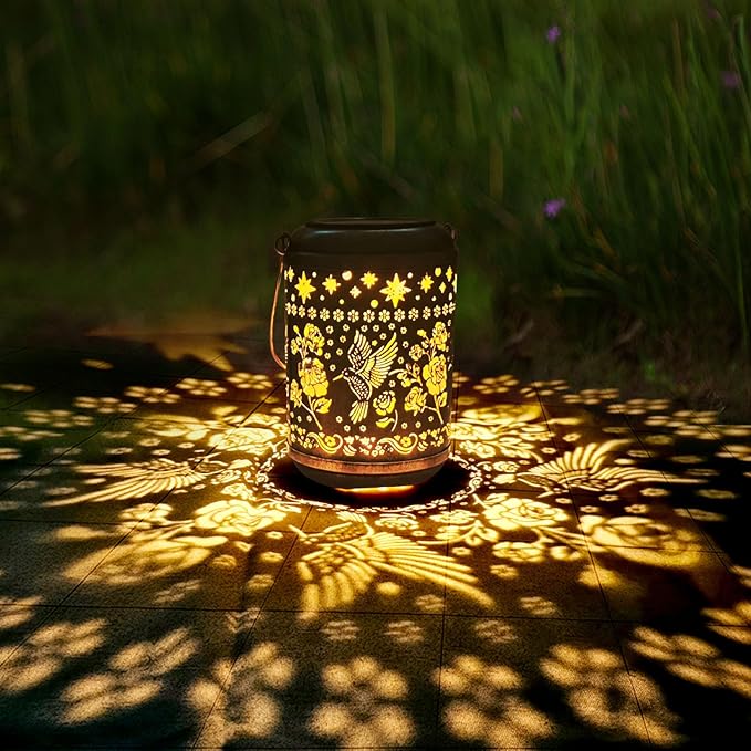 Birthday Gifts for Women Mom Grandma Solar Lanterns Outdoor Waterproof Hummingbird Garden Decor for Outside Gardening Gifts for Women Solar Metal Decoration for Yard, Patio,Backyard,Porch