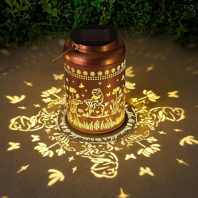 Solar Lanterns Outdoor Waterproof Frog Lazy Pattern Solar Lights Metal Lantern Christmas Garden Frog Decor Art Housewarming Gift for Patio,Yard,Lawn Ornament,Gifts for Women Mom