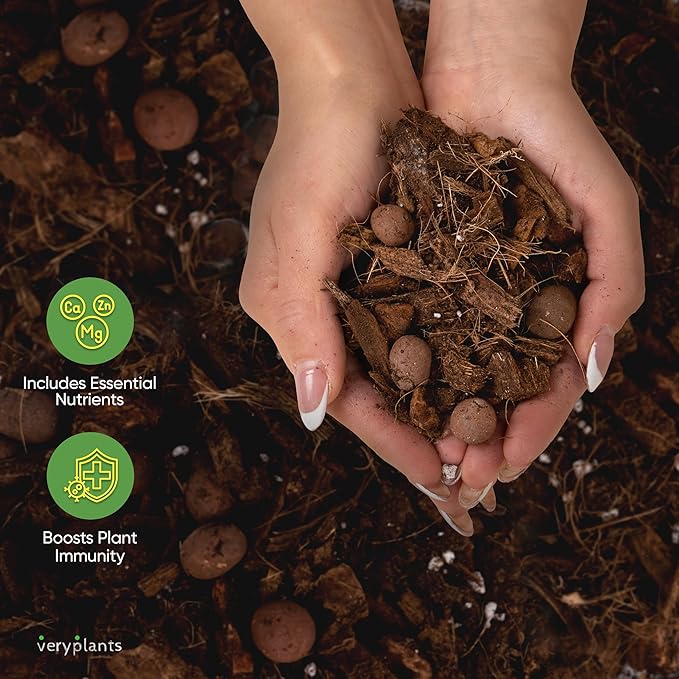 Molly's Aroid Mix - Premium Soilless Potting Mix for Houseplants - Fast Draining, Chunky & Easier to Water vs. Soil for Indoor Plants - with Bark, Coco Chips, Worm Castings, Mycorrhizae 10 Dry Quarts