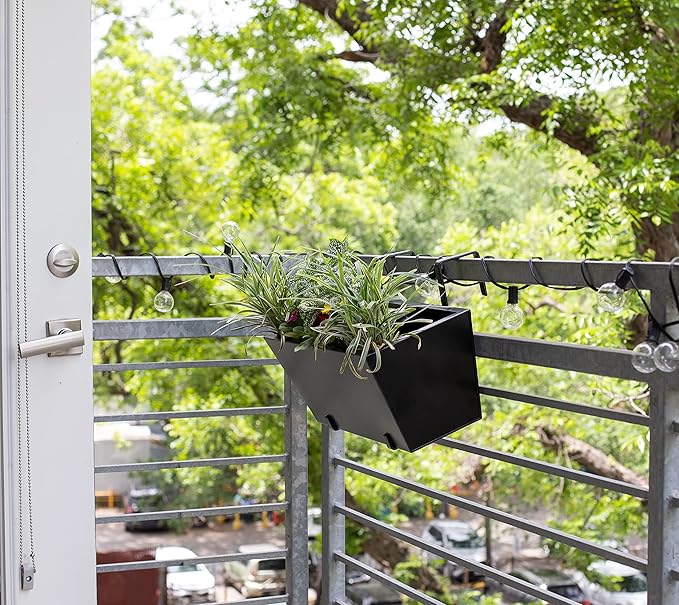 BIRDROCK HOME 1pk Metal Railing Planter - Balcony Flower Box - Deck Rail Boxes - House Apartment Plant Pot - Black